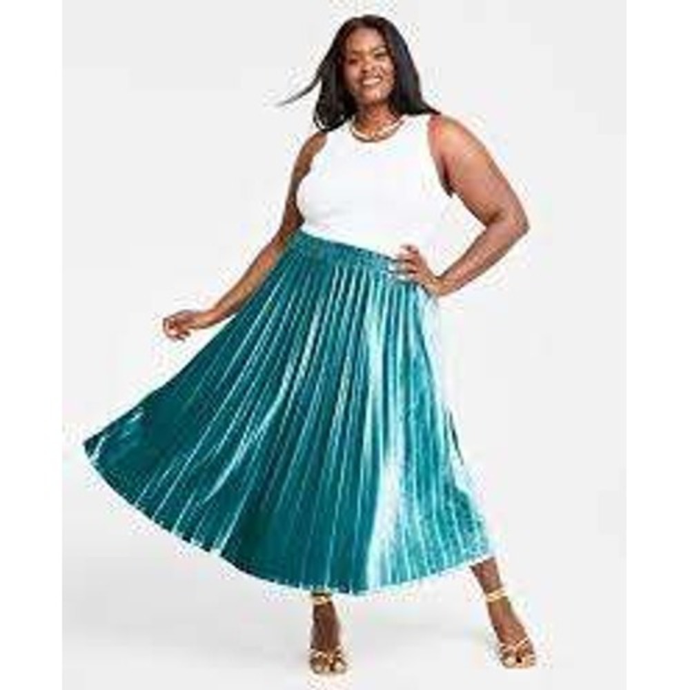 On 34th Velvet Pleated Midi Skirt M Emerald Green Elastic Waist Modest Spring - Picture 2 of 11
